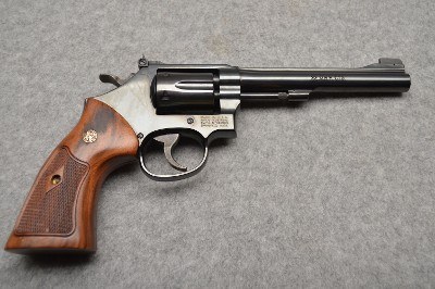 Smith & Wesson ~ 48-7 ~ .22 MRF