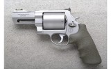 Smith & Wesson ~ 460 Performance Center ~ .460 S&W Magnum - Image 2 of 2