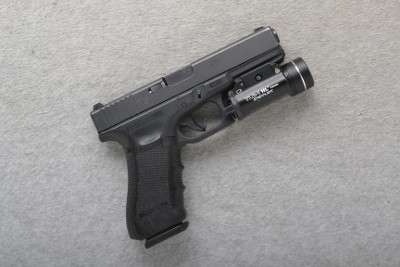 Glock ~ 22 GEN 4 ~ .40 S&W
