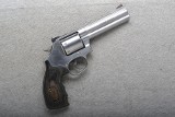 Smith & Wesson ~ 686-6 ~ .357 Magnum - 1 of 2