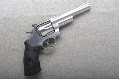 Smith and Wesson ~ 629-6 ~ .44 Magnum