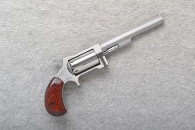 North American Arms ~ SW ~ .22 Magnum - Image 1 of 2