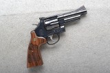 Smith & Wesson ~ 29-10 ~ .44 Magnum - 1 of 2