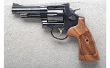 Smith & Wesson ~ 29-10 ~ .44 Magnum - 2 of 2