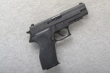 SIG Sauer ~ P226 ~ .40 S&W - Image 1 of 2