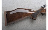 Weatherby ~ Mark V ~ .257 Weatherby Magnum - 2 of 10