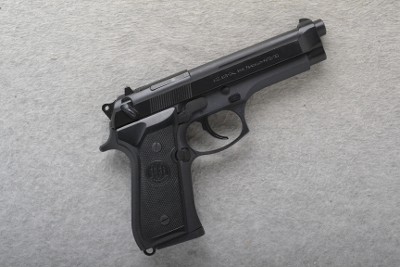 Beretta ~ 92FS ~ 9MM Luger - Image 1 of 2
