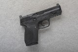 Smith & Wesson ~ M&P 9 ~ 9MM Luger - 1 of 2