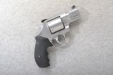 Smith & Wesson ~ 629-6 ~ .44 Magnum - 1 of 2