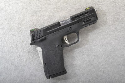 Smith & Wesson ~ Performance Center M&P9 Shield EZ M2.0 ~ 9MM Luger - Image 1 of 4