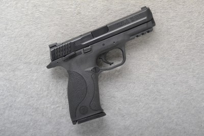 Smith & Wesson ~ M&P 40 ~ .40 S&W - Image 1 of 2