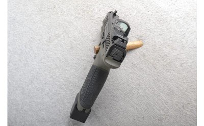 Beretta ~ APX ~ 9MM Luger - Image 3 of 3