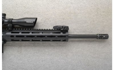 Smith & Wesson ~ M&P 15-22 ~ .22 Long Rifle - Image 4 of 10