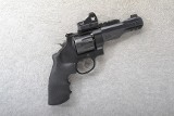 Smith & Wesson ~ 327 M&P R8 ~ .357 Magnum - Image 1 of 2