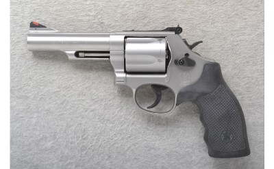 Smith & Wesson ~ 69 ~ .44 Magnum - Image 2 of 2