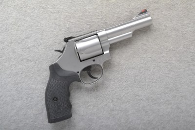 Smith & Wesson ~ 69 ~ .44 Magnum - Image 1 of 2