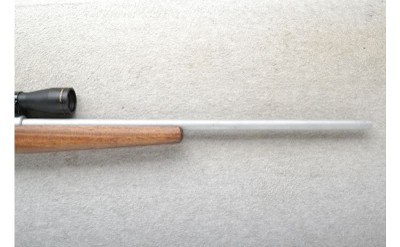 Mossberg ~ 817 ~ .17 HMR - Image 4 of 10