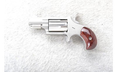 North American Arms ~ Revolver ~ .22 Long Rifle - Image 2 of 2