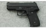 Sig Sauer P229 Ex-Law-Enf. .40 S&W - 2 of 3