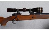 Winchester Model 70 Deluxe w/Leupold Scope .375 H&H Magnum - 2 of 9