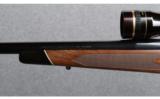 Winchester Model 70 Deluxe w/Leupold Scope .375 H&H Magnum - 6 of 9
