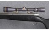 Weatherby Stainless Synthetic +Leupold Scope .300 Wby. Mag. - 4 of 8