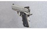 Colt Defender Lightweight Stainless .40 S&W - 3 of 3