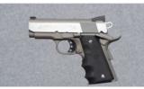 Colt Defender Lightweight Stainless .40 S&W - 2 of 3