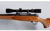 Weatherby Mark V Deluxe +Burris Scope .300 Wby Mag - 4 of 7