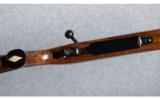 Weatherby Mark V Deluxe .270 Wby. Mag. - 3 of 9