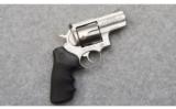 Ruger Super Redhawk Alaskan .44 Magnum - 1 of 2