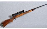 Weatherby Mark V Deluxe ~German Mfg.~.300 Wby. Mag. - 1 of 9