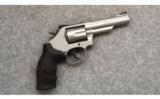 Smith & Wesson Model 66 Combat Magnum .357 Magnum - 1 of 2