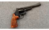 Smith & Wesson Model 29 Classic .44 Magnum - 1 of 2