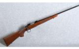 Remington Model 700 Classic in .250 Savage - 1 of 9