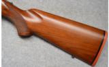 Ruger M77 Round Receiver, Tang Safety .257 Roberts - 7 of 9