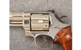 Smith & Wesson Model 29-2 Nickel .44 Magnum - 3 of 4