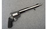 Smith & Wesson Model 500 Bone Collector .500 Mag. - 1 of 1