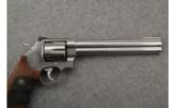 Smith & Wesson Model 629-3 Classic .44 Magnum - 4 of 5