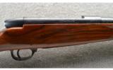 Weatherby Mark V Deluxe 