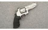 Smith & Wesson ~ 627-5 Pro Series ~ .357 Mag., 38 Spl. & 9mm - 1 of 2