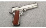 Smith & Wesson ~ SW1911 ~ .45 Auto - 1 of 2