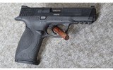 Smith & Wesson ~ M&P 40 ~ .40 S&W - 1 of 2