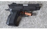 Tanfoglio ~ Defiant Compact ~ 9 mm Luger - 1 of 2