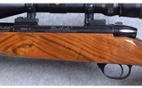 Weatherby ~ Mark V Deluxe ~ 7 mm Weatherby Magnum - 8 of 10