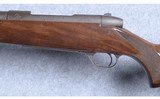 Weatherby ~ Mark V Bronze Sporter ~ 300 Win Mag - 8 of 10