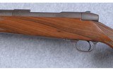 Weatherby ~ Mark V Bronze Sporter ~ 300 Weatherby Magnum - 8 of 10