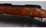 Winchester ~ Model 70 Supergrade ~ 300 Winchester Magnum - 8 of 10