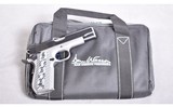 Dan Wesson Arms ~ Valor V-Bob 2-Tone ~ .45 ACP - 4 of 4