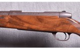 Weatherby ~ Mark V Bronze Sporter ~ 300 Win Mag - 8 of 10